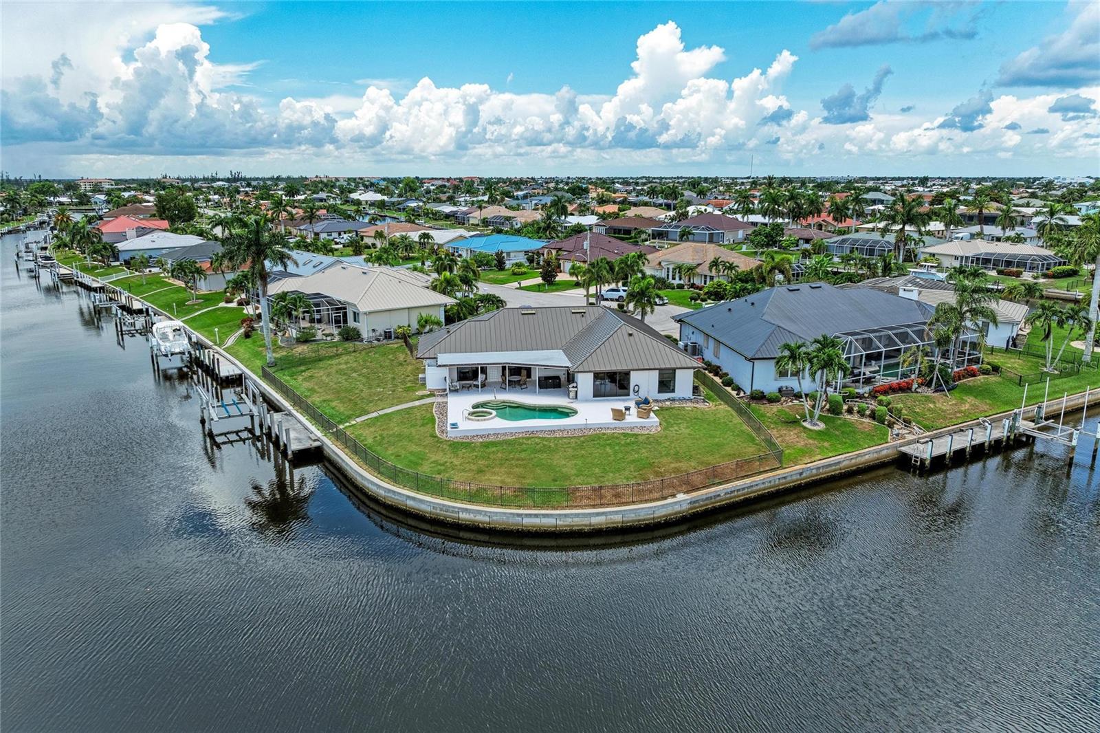 602 VIA TUNIS, PUNTA GORDA, FL — photo 4