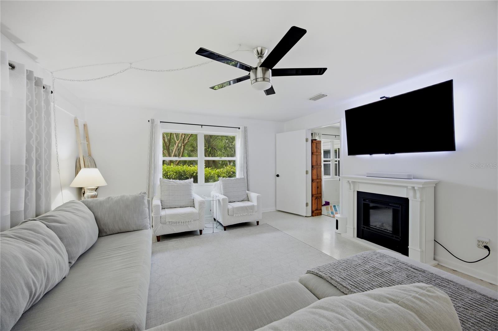 4204 NW 19TH PL, GAINESVILLE, FL — photo 8