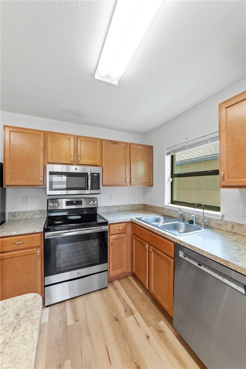 621 CHATHAM WALK DR, RUSKIN, FL — photo 11