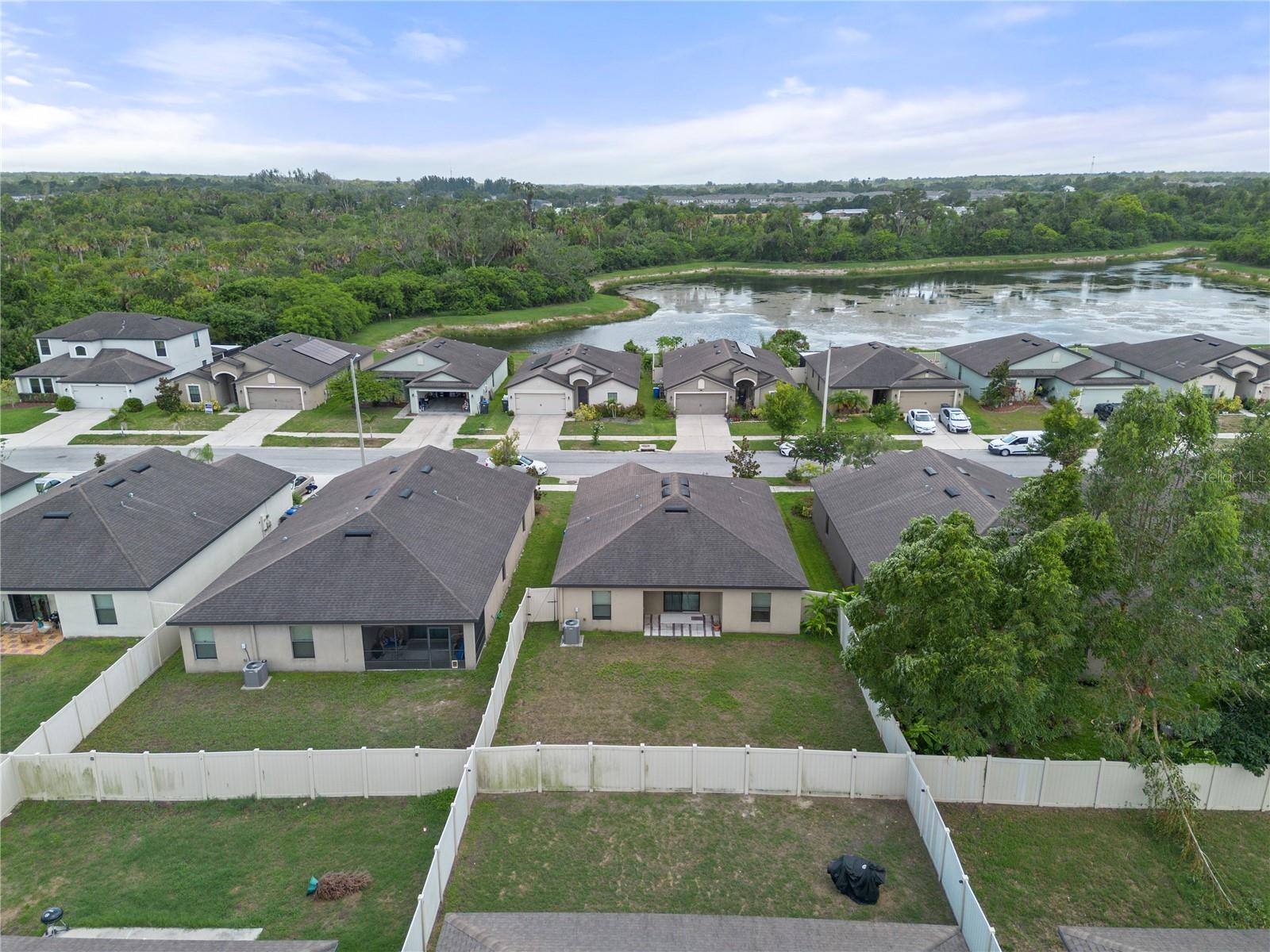 621 CHATHAM WALK DR, RUSKIN, FL — photo 40