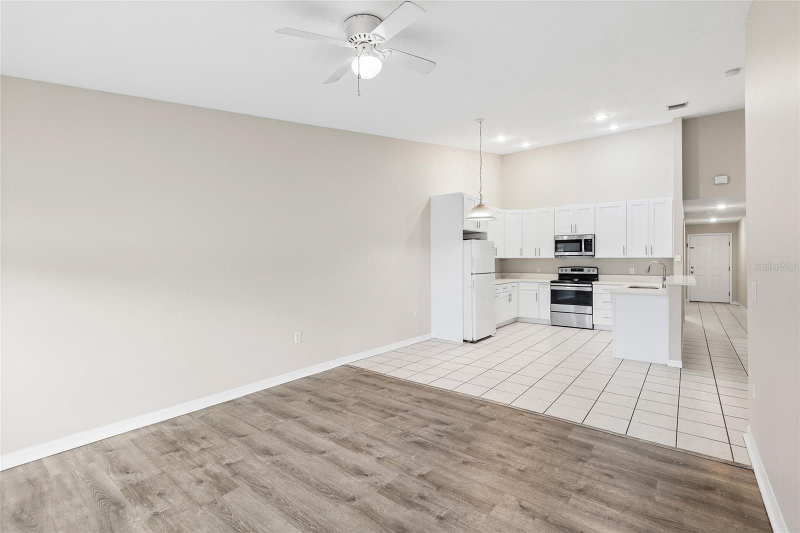 37210 GRASSY HILL LN, DADE CITY, FL — photo 3
