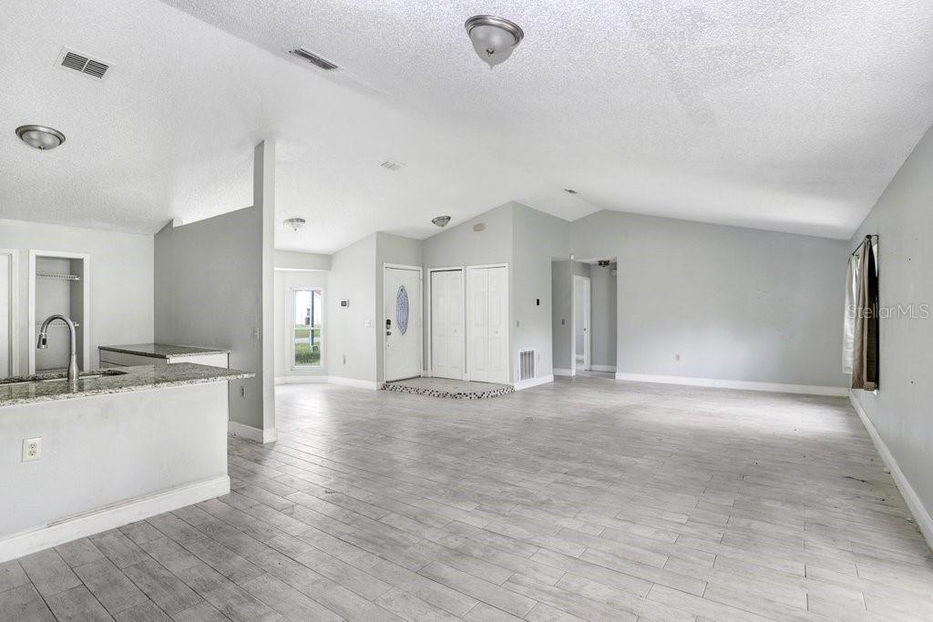 169 BIRMINGHAM DR, KISSIMMEE, FL — photo 9