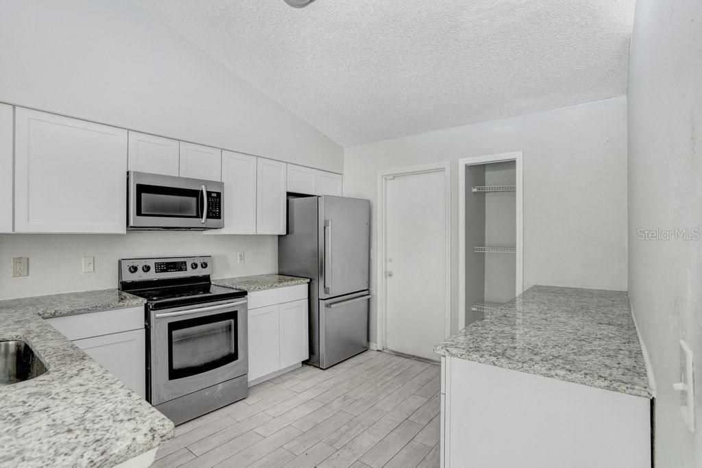 169 BIRMINGHAM DR, KISSIMMEE, FL — photo 13