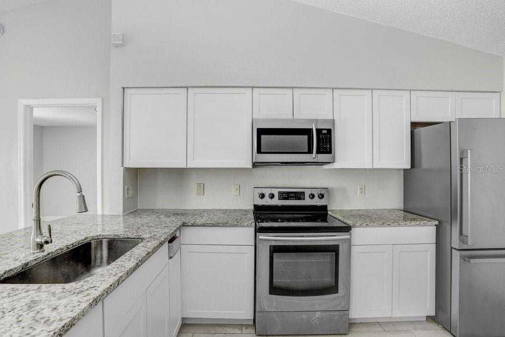 169 BIRMINGHAM DR, KISSIMMEE, FL — photo 14