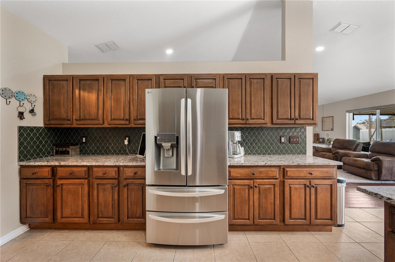 2752 HIGHLANDS CREEK DR, LAKELAND, FL — photo 13