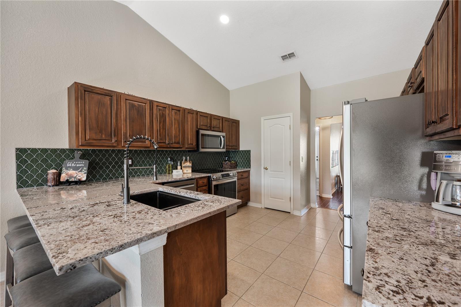 2752 HIGHLANDS CREEK DR, LAKELAND, FL — photo 15