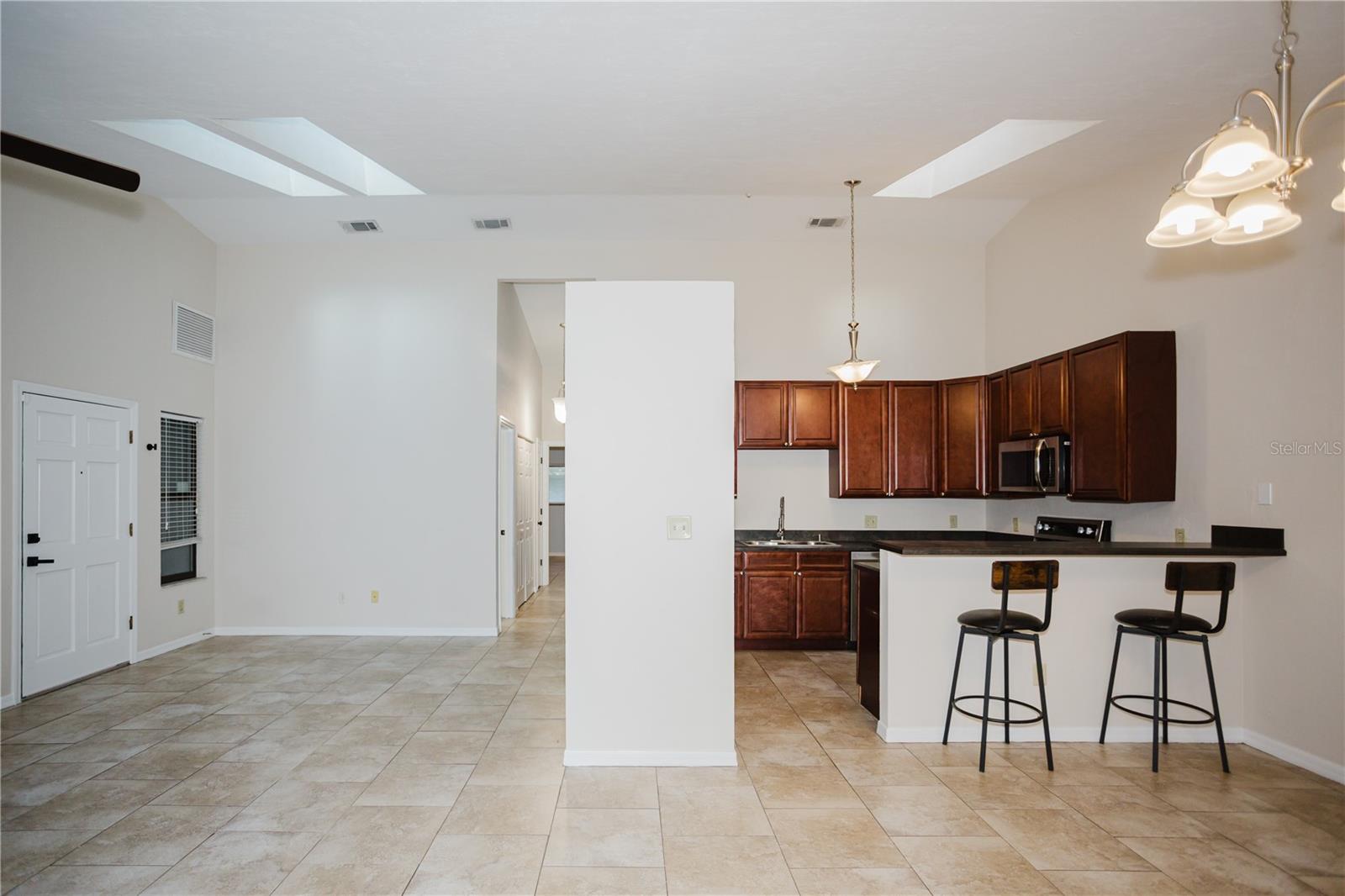 3915 NW 7TH PL, GAINESVILLE, FL — photo 6