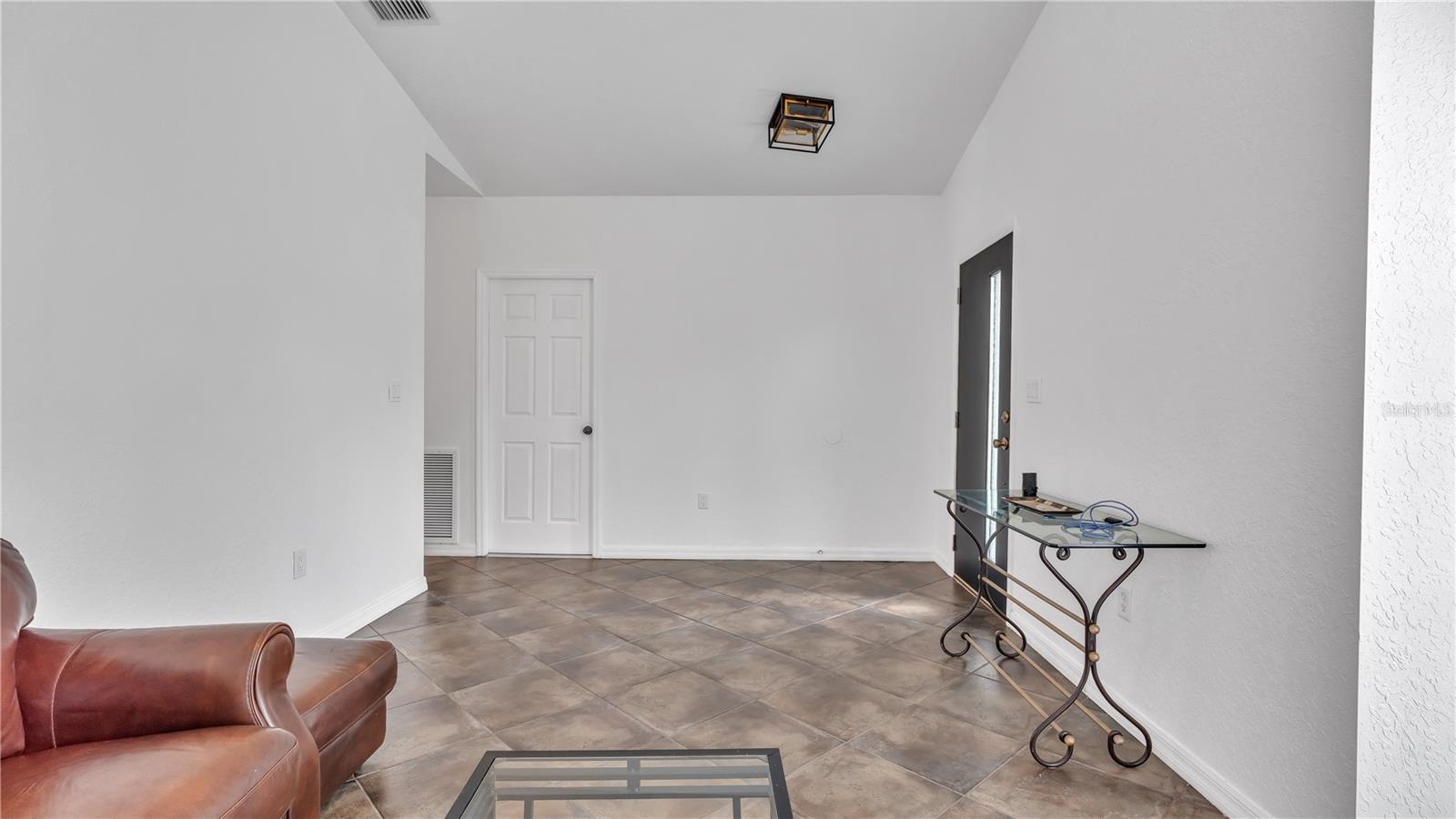 1103 W KIRBY ST, TAMPA, FL — photo 9