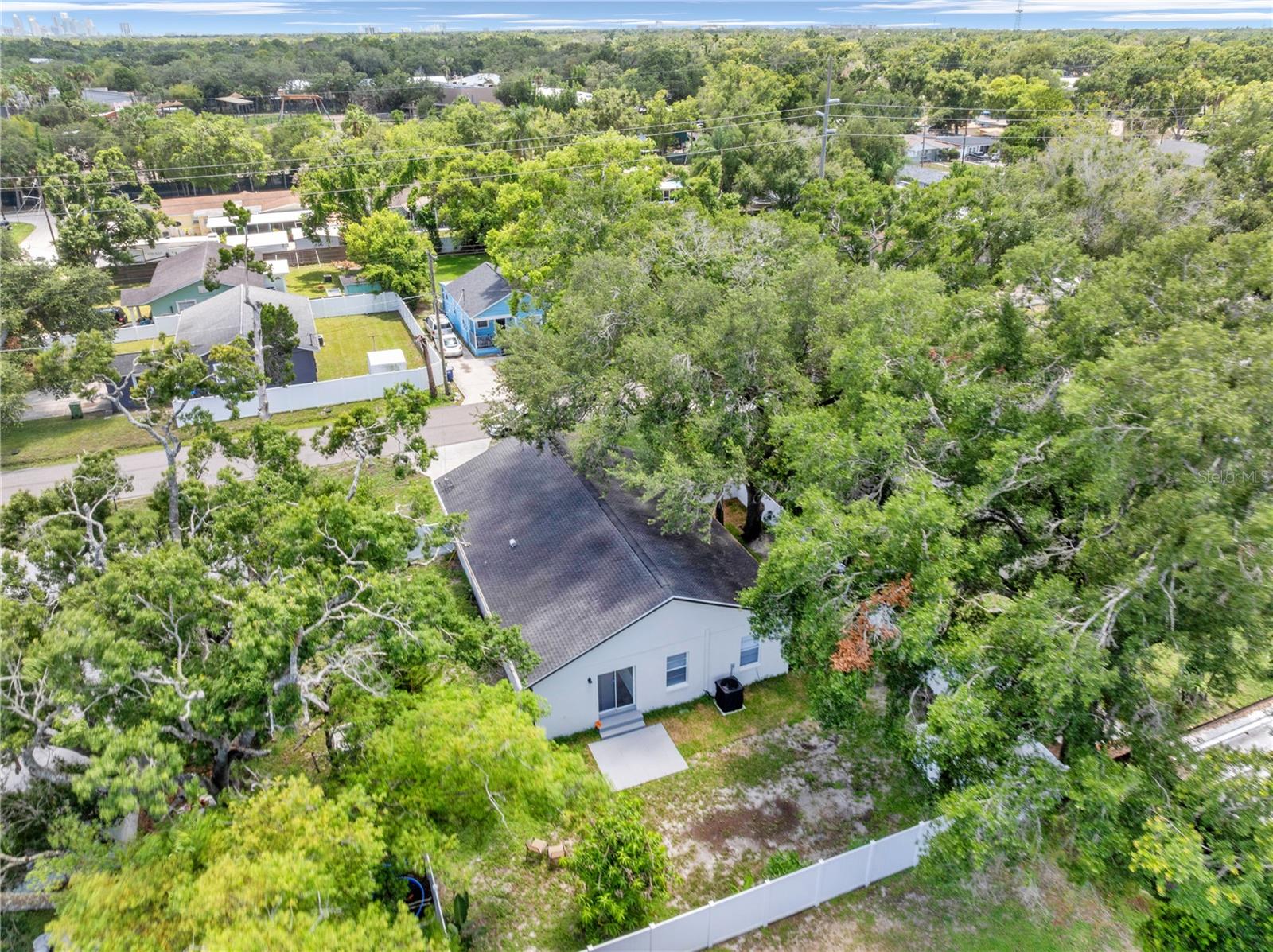 1103 W KIRBY ST, TAMPA, FL — photo 29