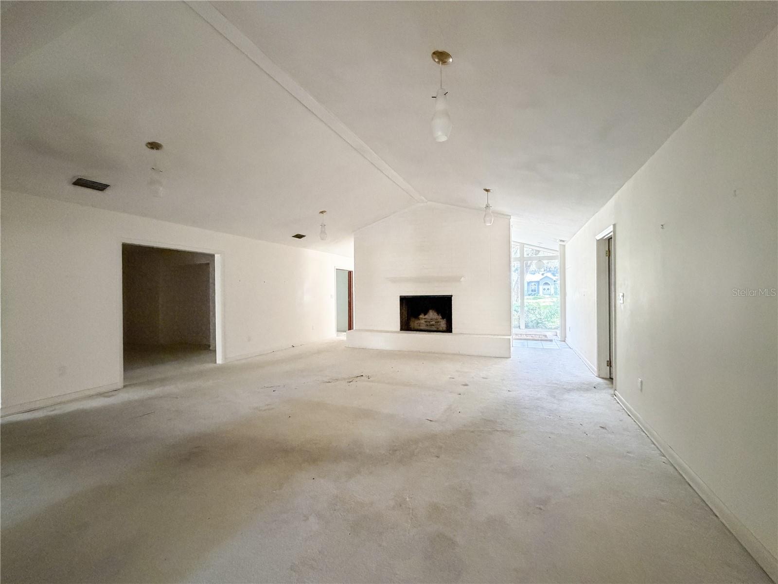 11131 NW 11TH AVE, GAINESVILLE, FL — photo 9