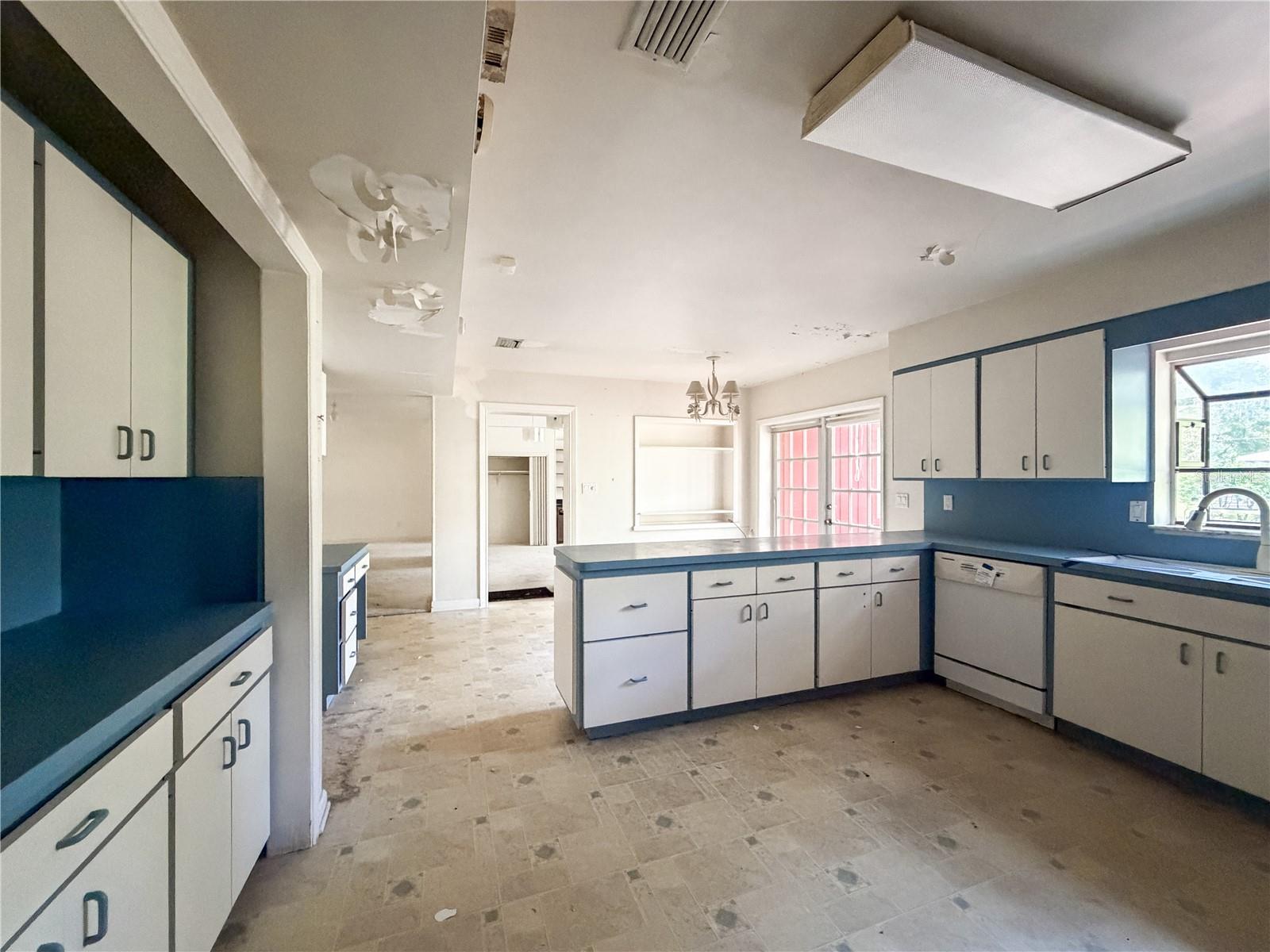 11131 NW 11TH AVE, GAINESVILLE, FL — photo 28