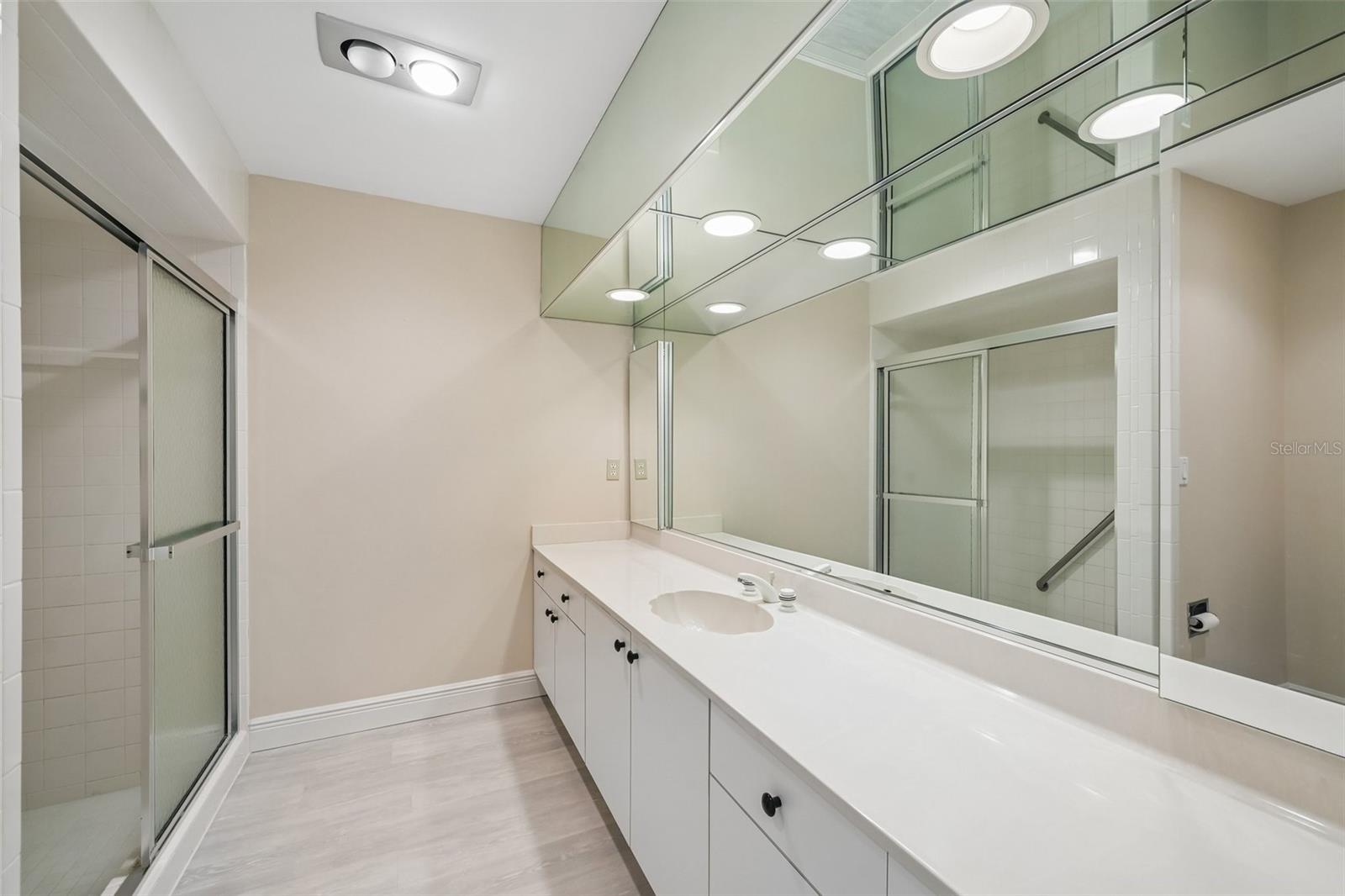 3646 GLENEAGLE DR #10B, SARASOTA, FL — photo 31