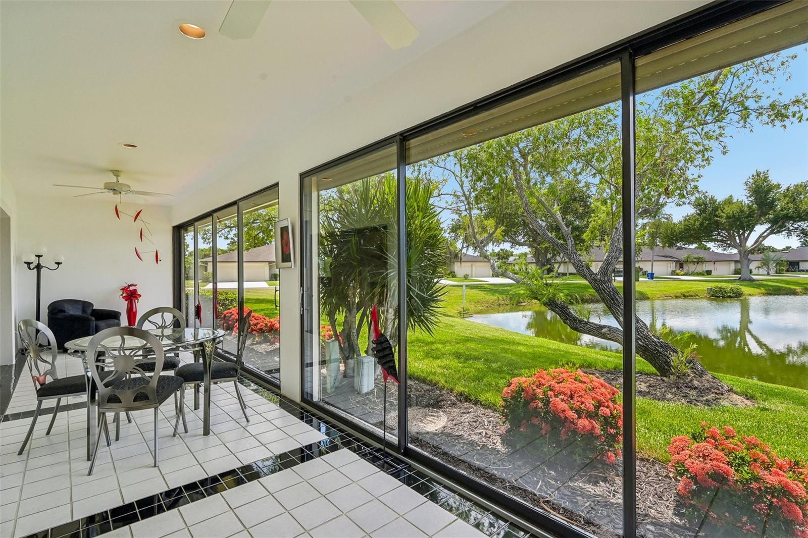 3646 GLENEAGLE DR #10B, SARASOTA, FL — photo 13