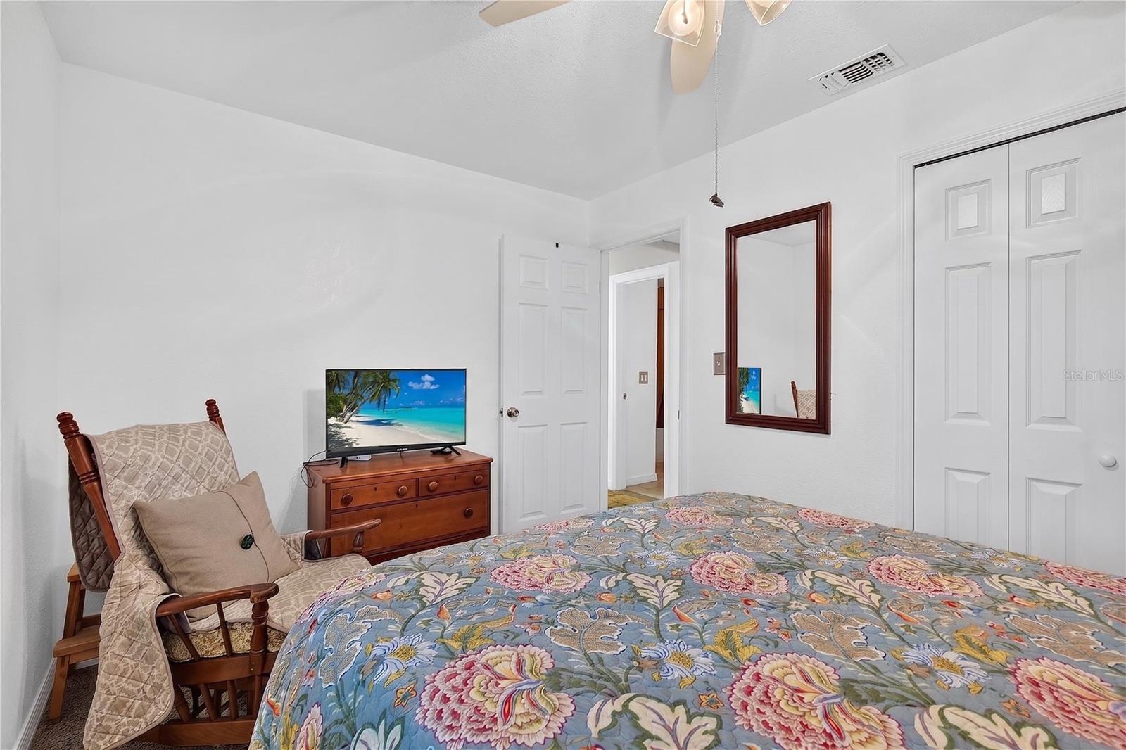 5010 STOLLS AVE, TAMPA, FL — photo 25
