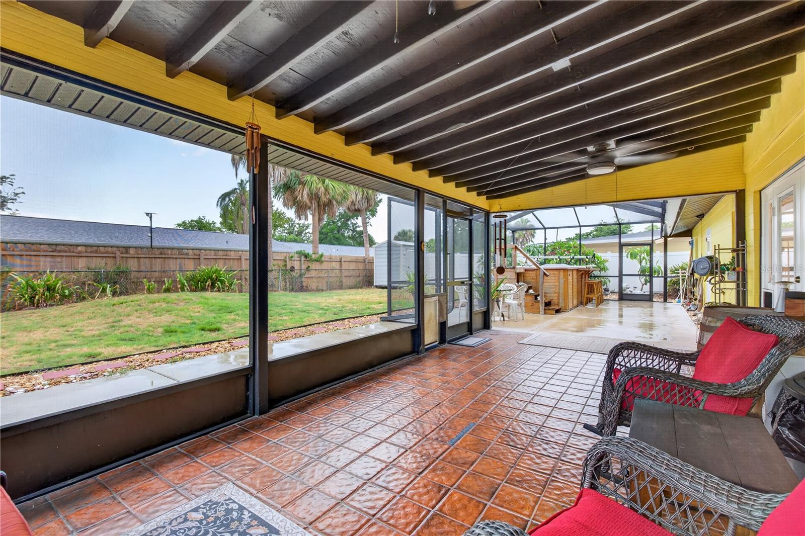 5010 STOLLS AVE, TAMPA, FL — photo 31