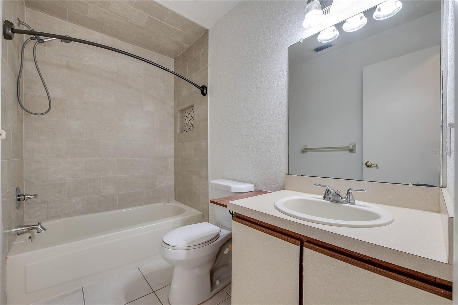 16547 LAKE BRIGADOON CIR, TAMPA, FL — photo 25