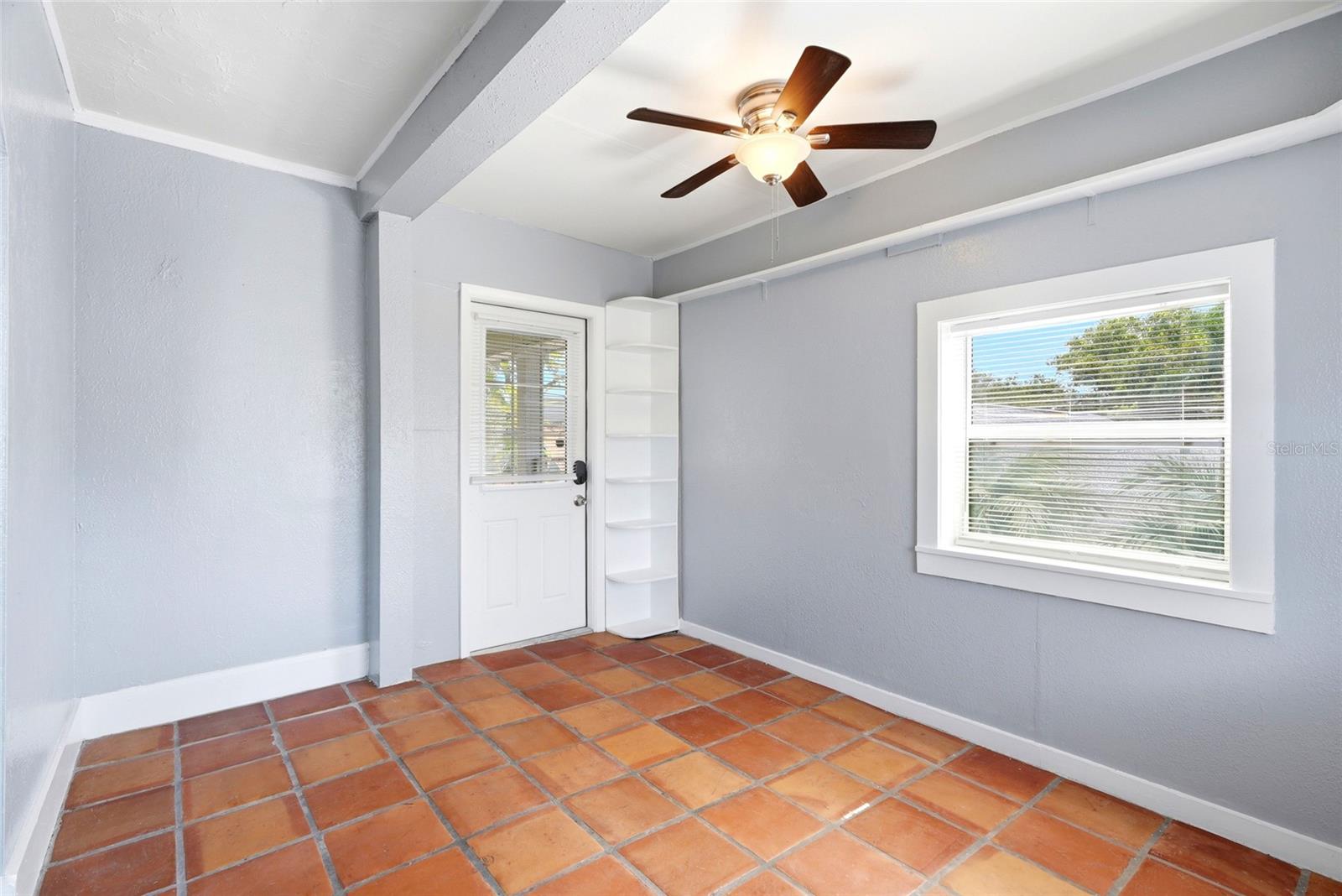 725 8TH ST N, ST PETERSBURG, FL — photo 16