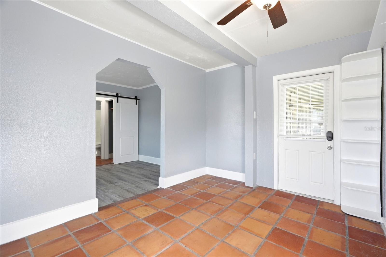 725 8TH ST N, ST PETERSBURG, FL — photo 18