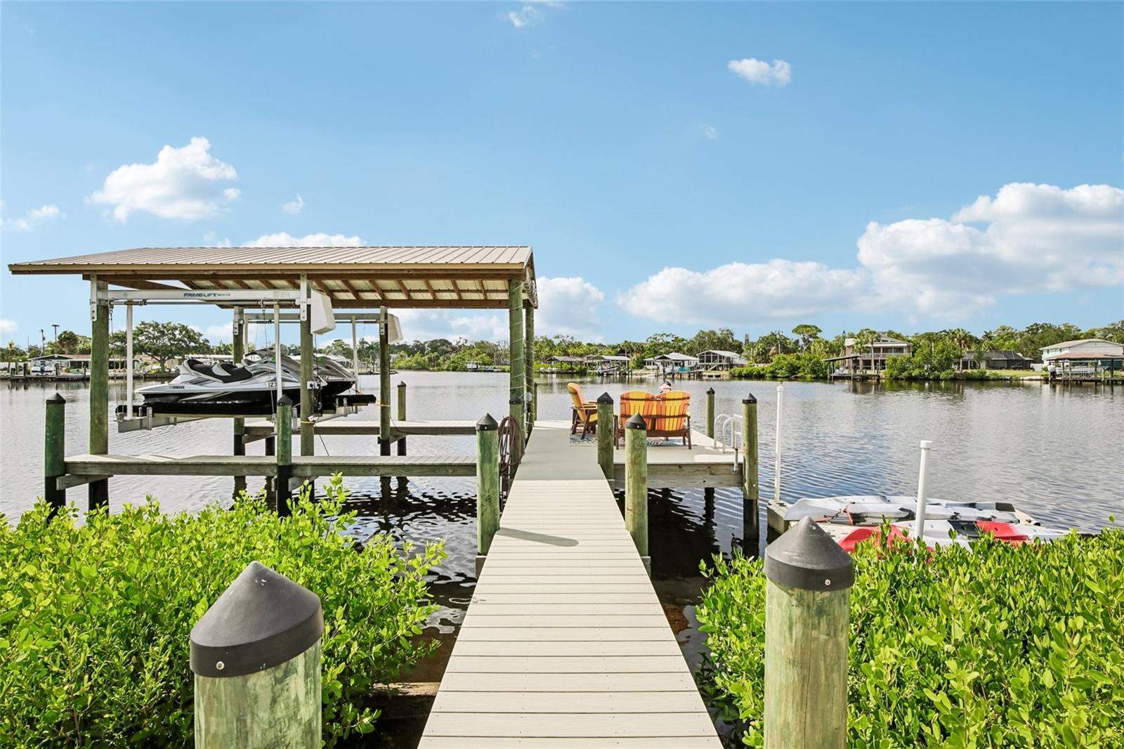 806 BLUE HERON BLVD, RUSKIN, FL — photo 2