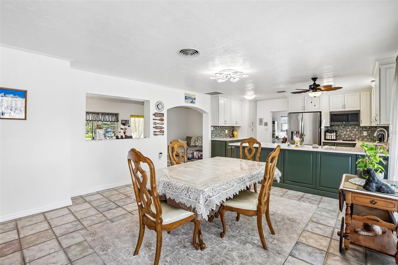 806 BLUE HERON BLVD, RUSKIN, FL — photo 6