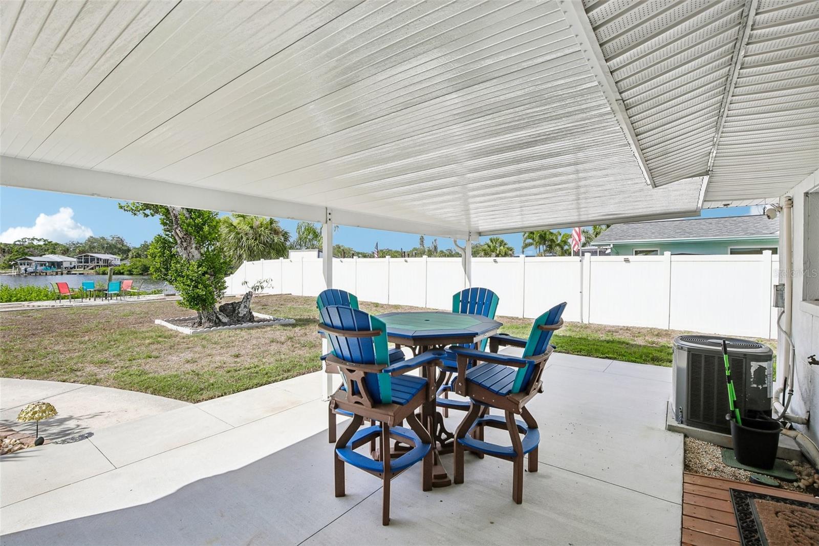 806 BLUE HERON BLVD, RUSKIN, FL — photo 18