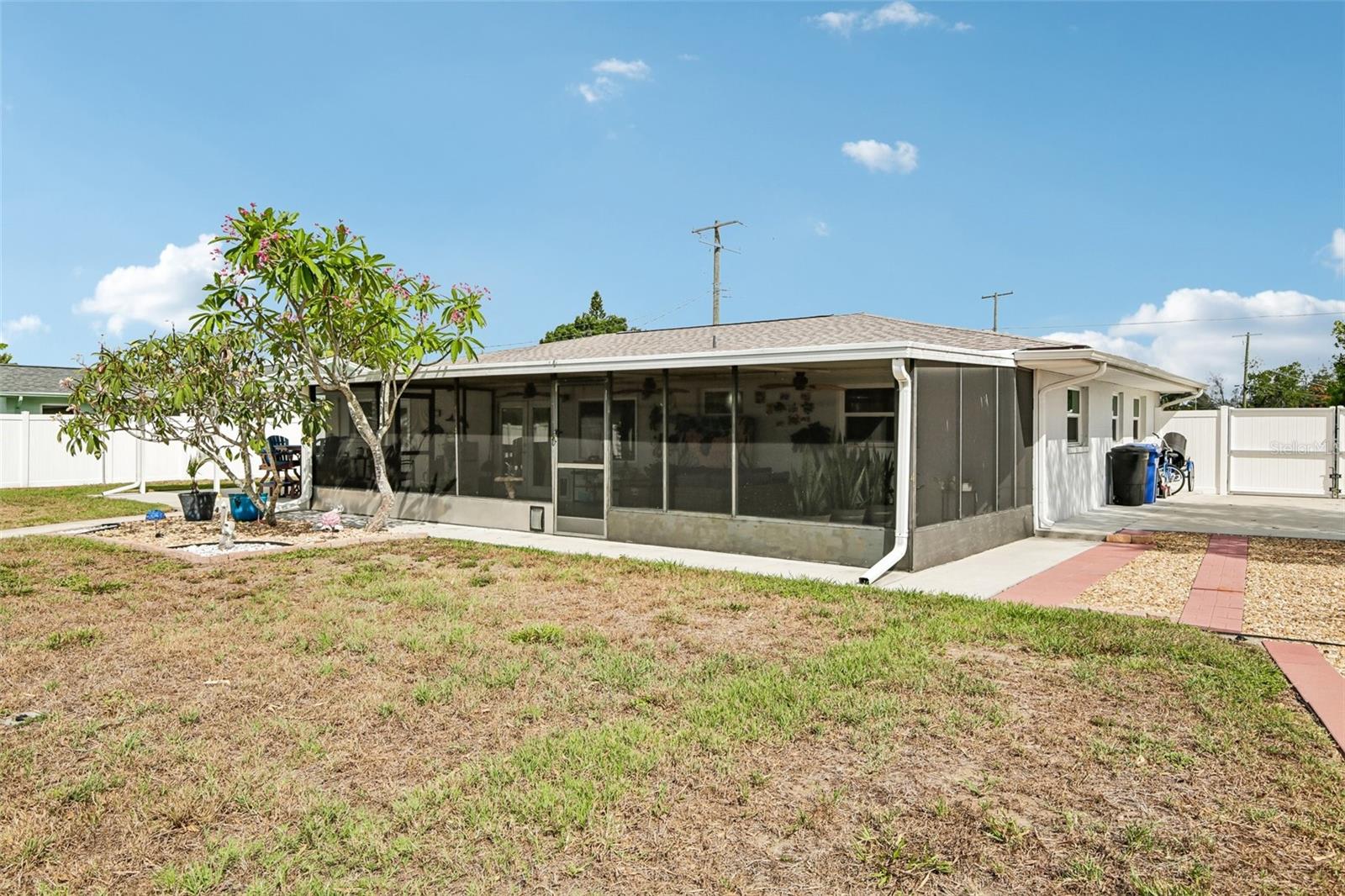 806 BLUE HERON BLVD, RUSKIN, FL — photo 21