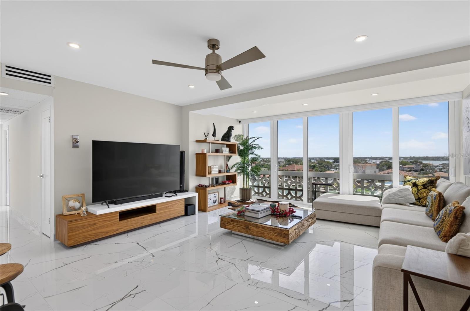 31 ISLAND WAY #508, CLEARWATER BEACH, FL — photo 26