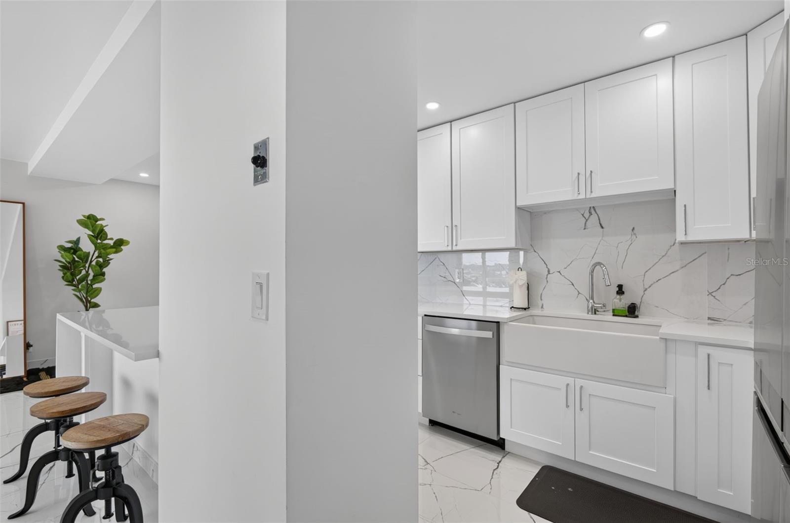 31 ISLAND WAY #508, CLEARWATER BEACH, FL — photo 27