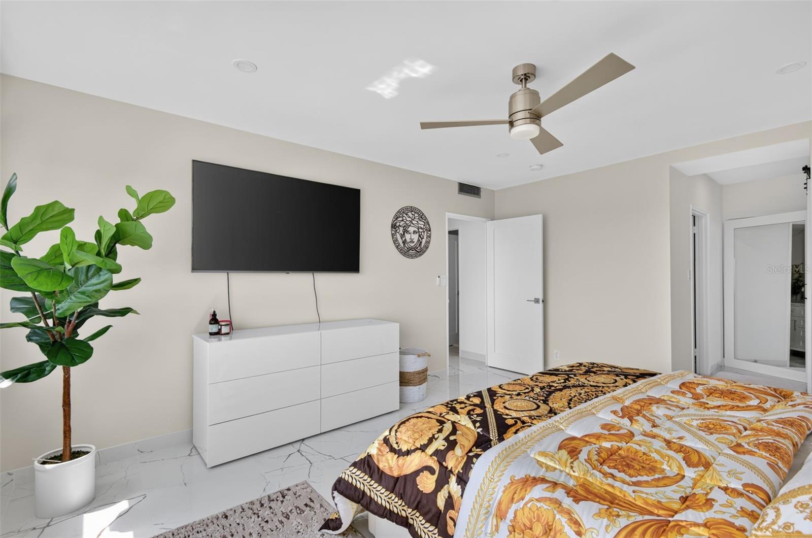 31 ISLAND WAY #508, CLEARWATER BEACH, FL — photo 30