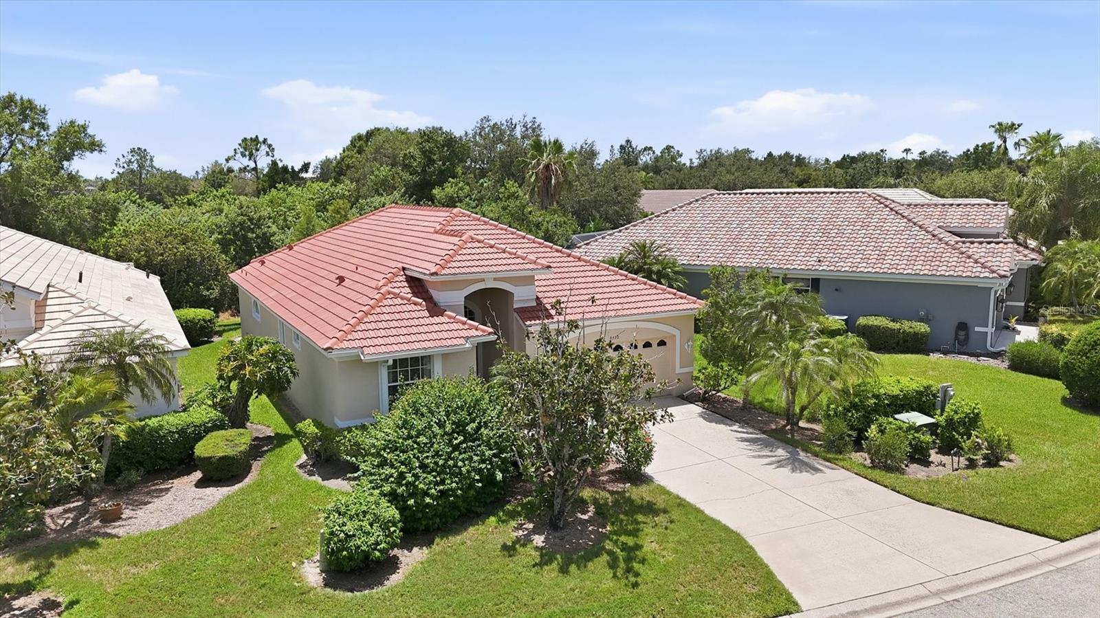 8492 IDLEWOOD CT, LAKEWOOD RANCH, FL — photo 35