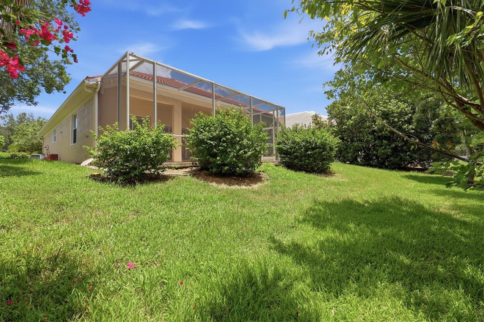 8492 IDLEWOOD CT, LAKEWOOD RANCH, FL — photo 40