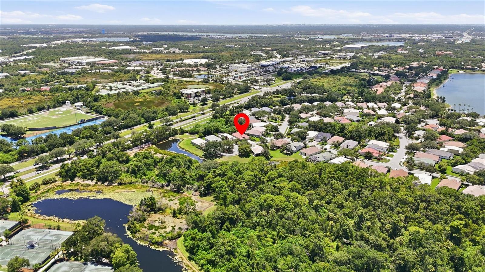 8492 IDLEWOOD CT, LAKEWOOD RANCH, FL — photo 62