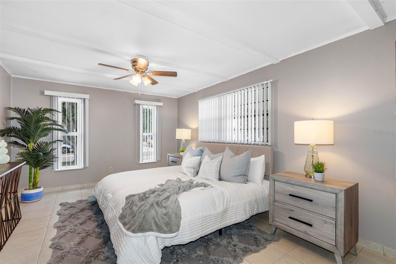 72 LAKE SHORE DR, PALM HARBOR, FL — photo 17