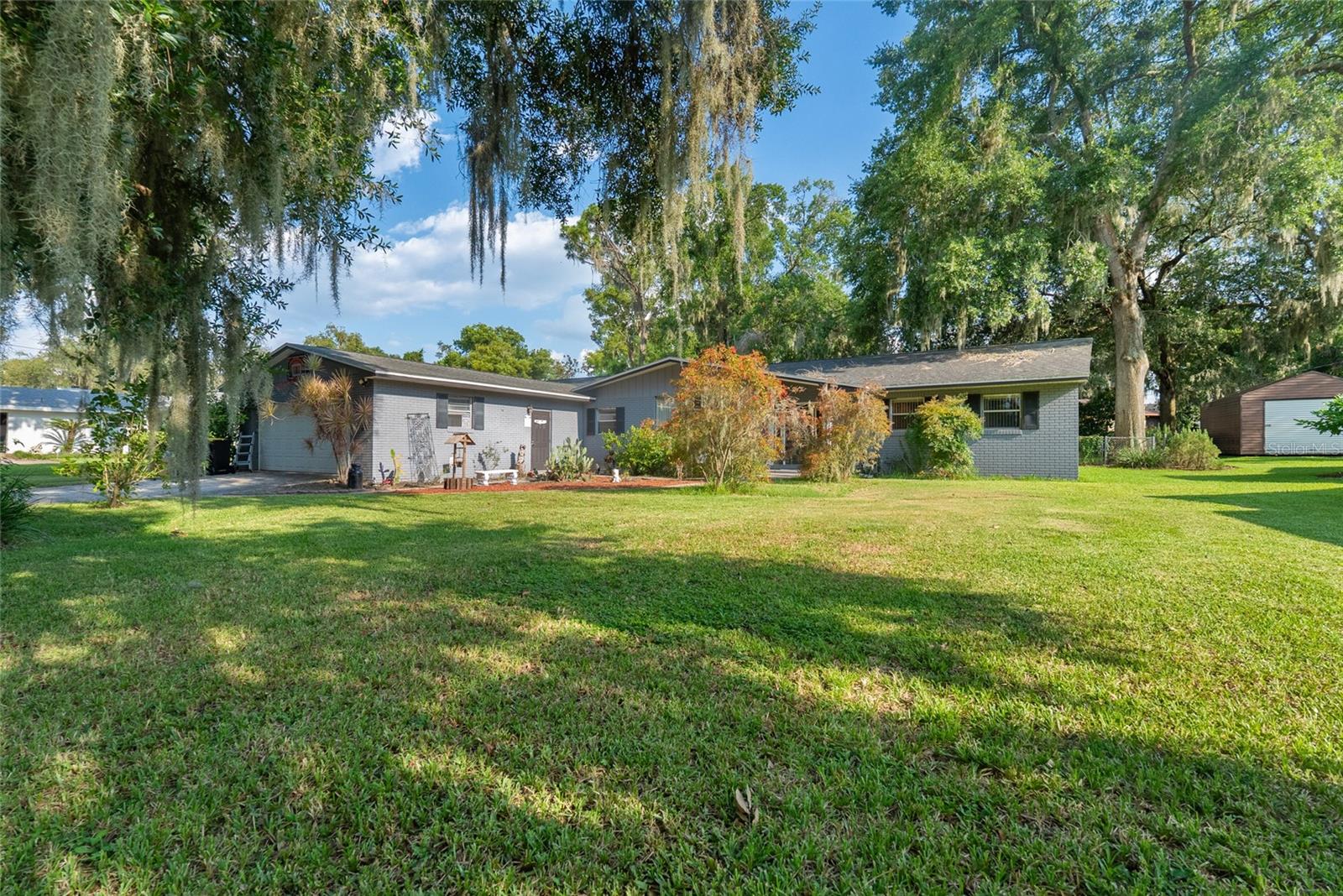 306 GRIMES DR, AUBURNDALE, FL — photo 2