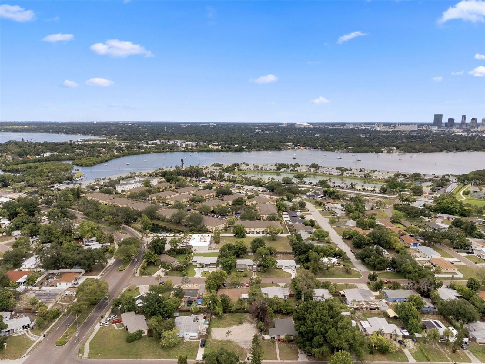 3963 NEPTUNE DR SE, ST PETERSBURG, FL — photo 10