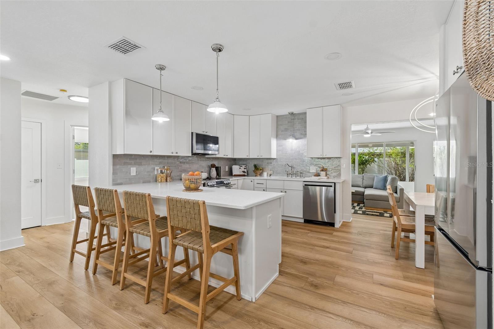 14584 APACHE AVE, LARGO, FL — photo 14