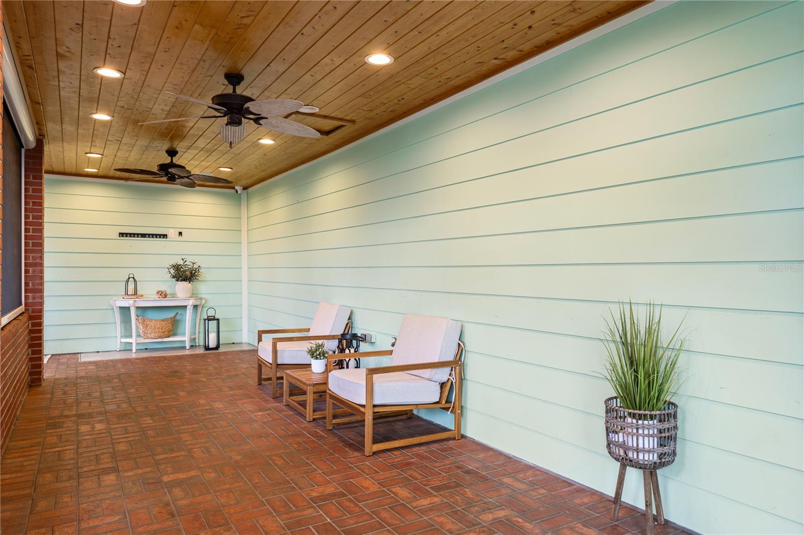 2424 E NEW YORK AVE, DELAND, FL — photo 27
