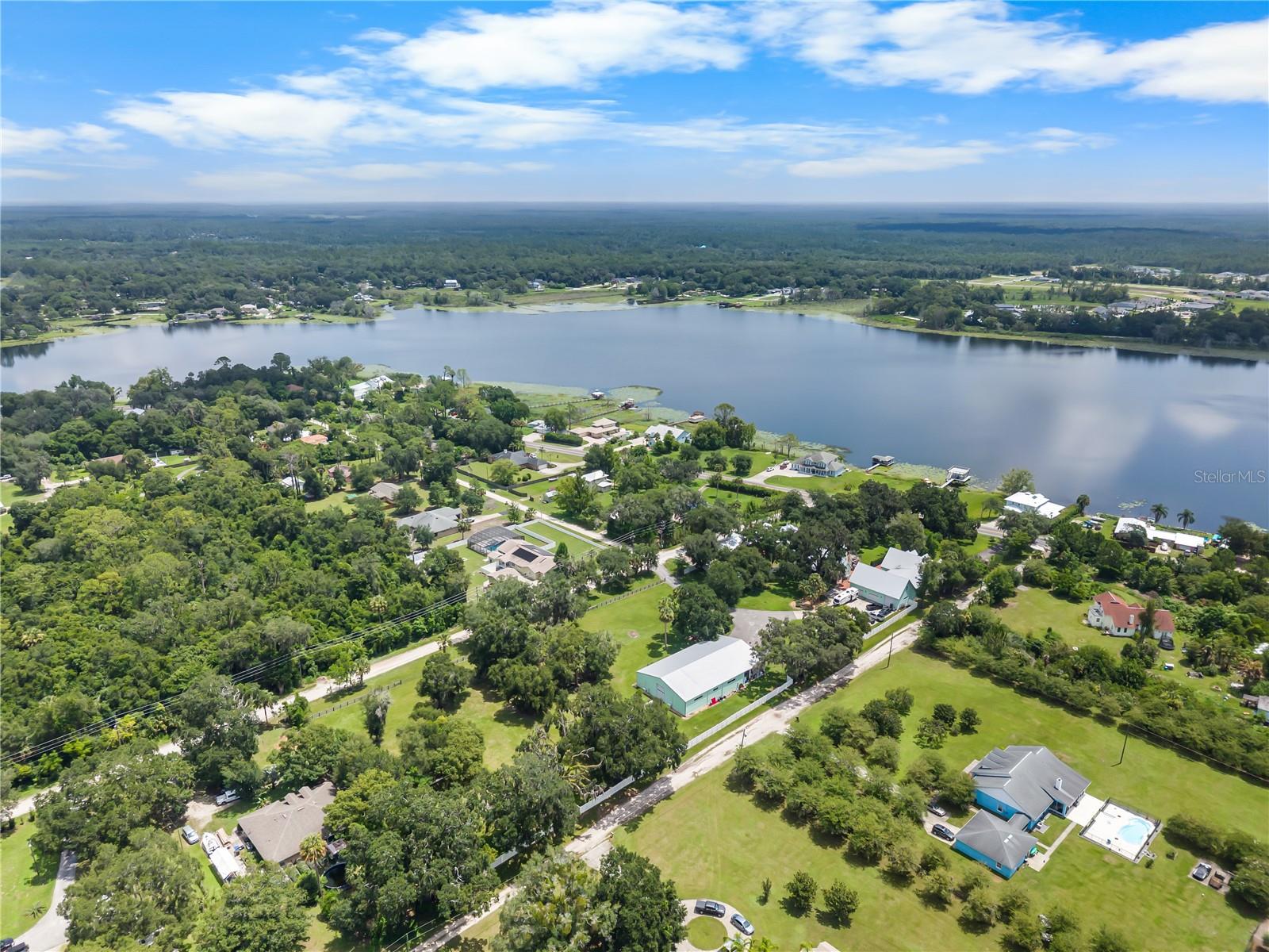 2424 E NEW YORK AVE, DELAND, FL — photo 57