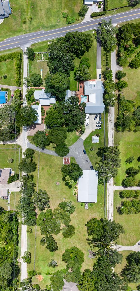 2424 E NEW YORK AVE, DELAND, FL — photo 58