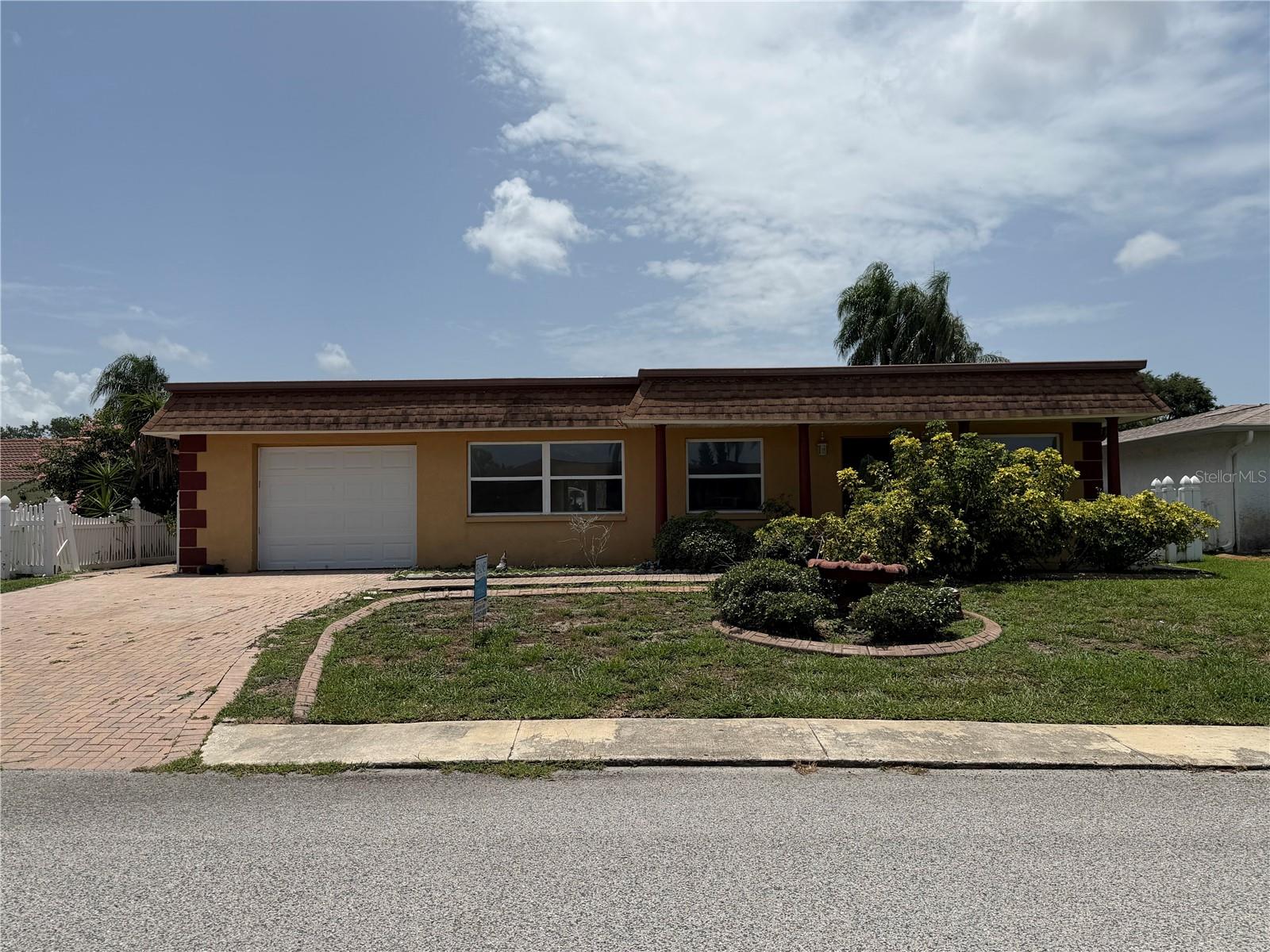 4138 STAR ISLAND DR, HOLIDAY, FL