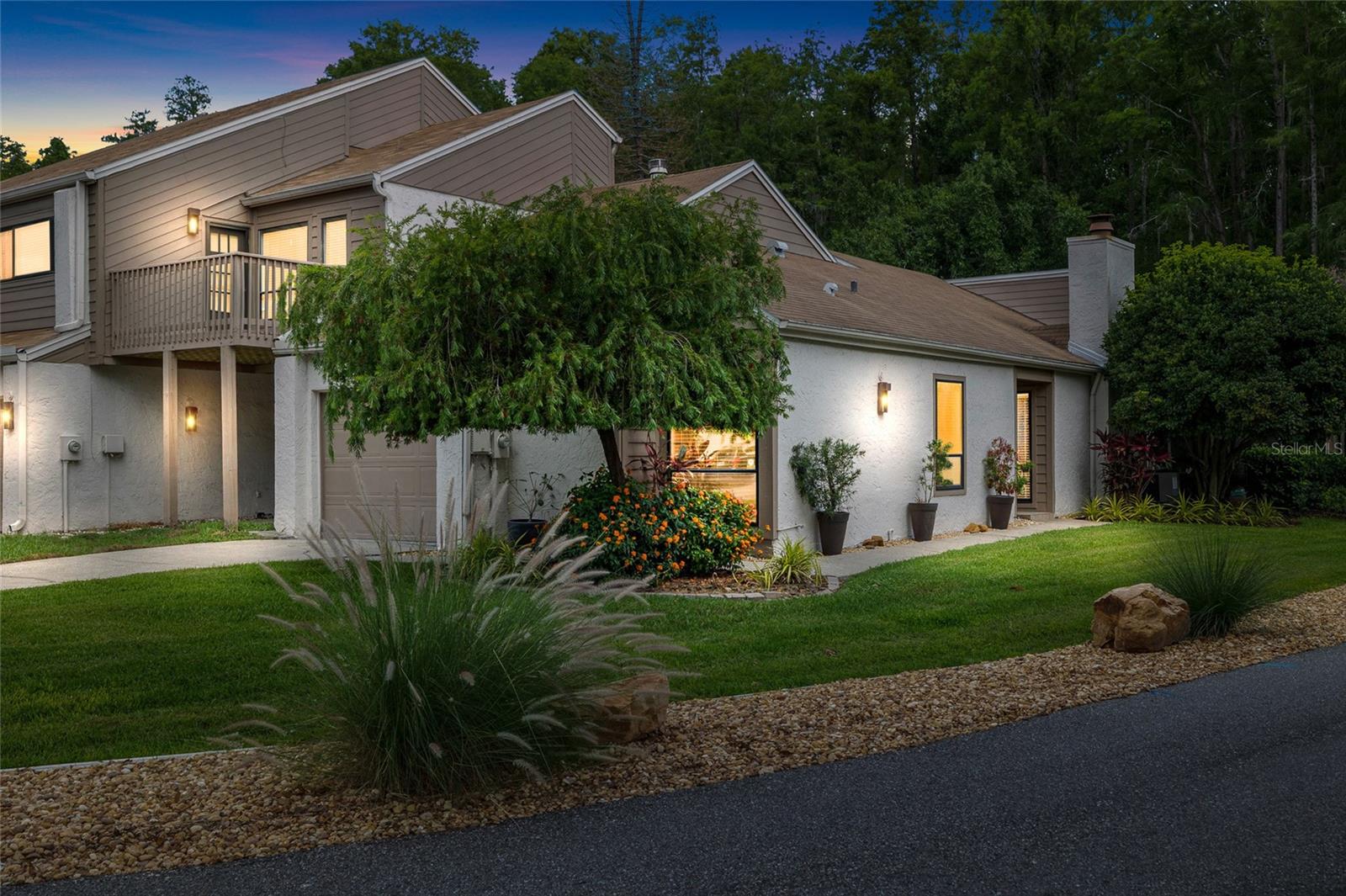 11520 GALLERIA DR, TAMPA, FL — photo 2