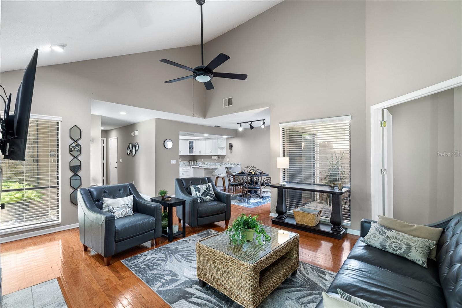 11520 GALLERIA DR, TAMPA, FL — photo 7