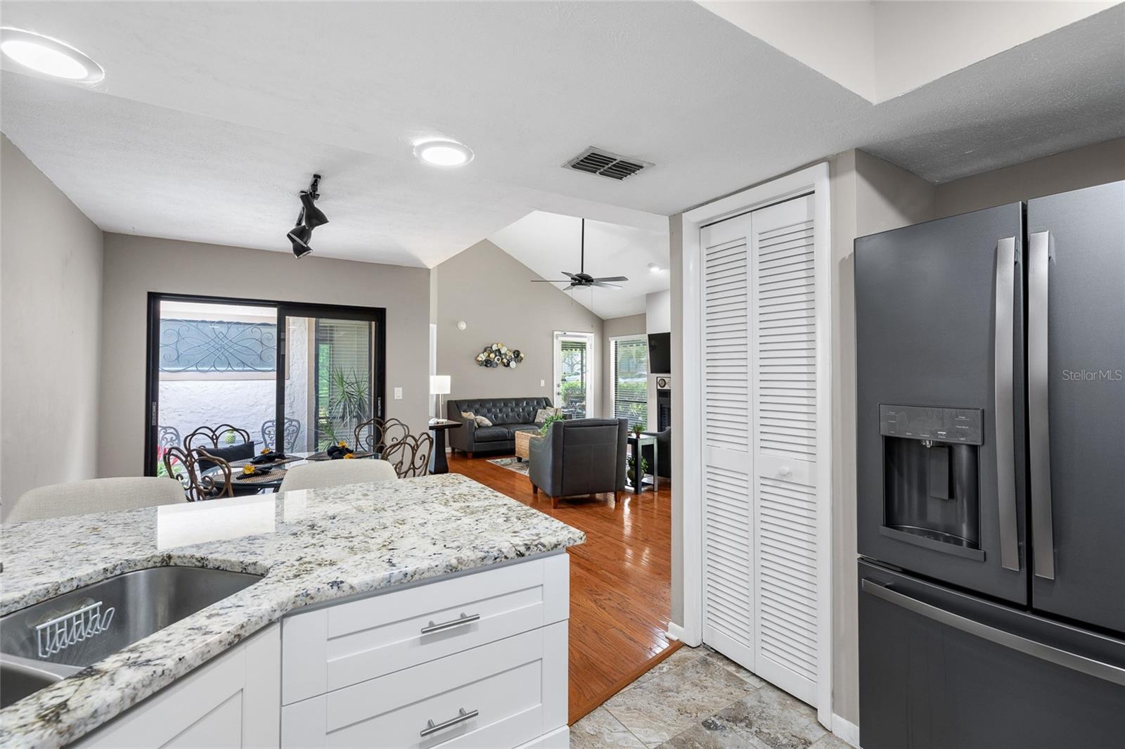 11520 GALLERIA DR, TAMPA, FL — photo 11