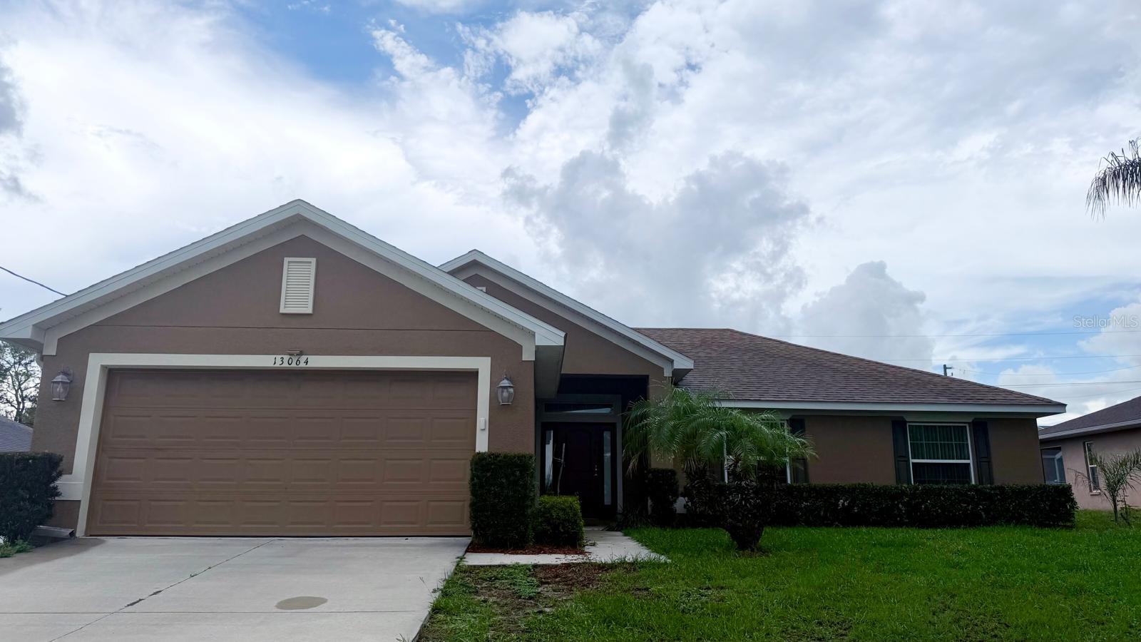 13064 PIRATE LK, SPRING HILL, FL — photo 2