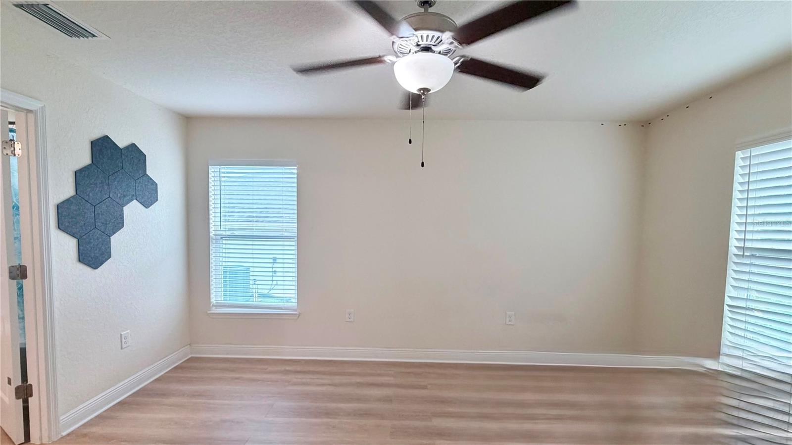 13064 PIRATE LK, SPRING HILL, FL — photo 19
