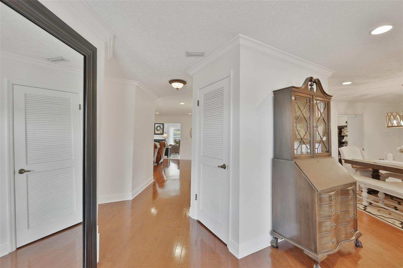 412 STONEHAM DR, SUN CITY CENTER, FL — photo 8