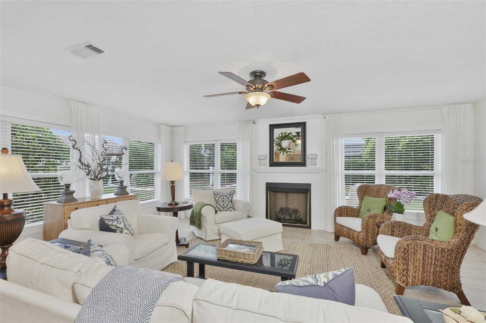412 STONEHAM DR, SUN CITY CENTER, FL — photo 18