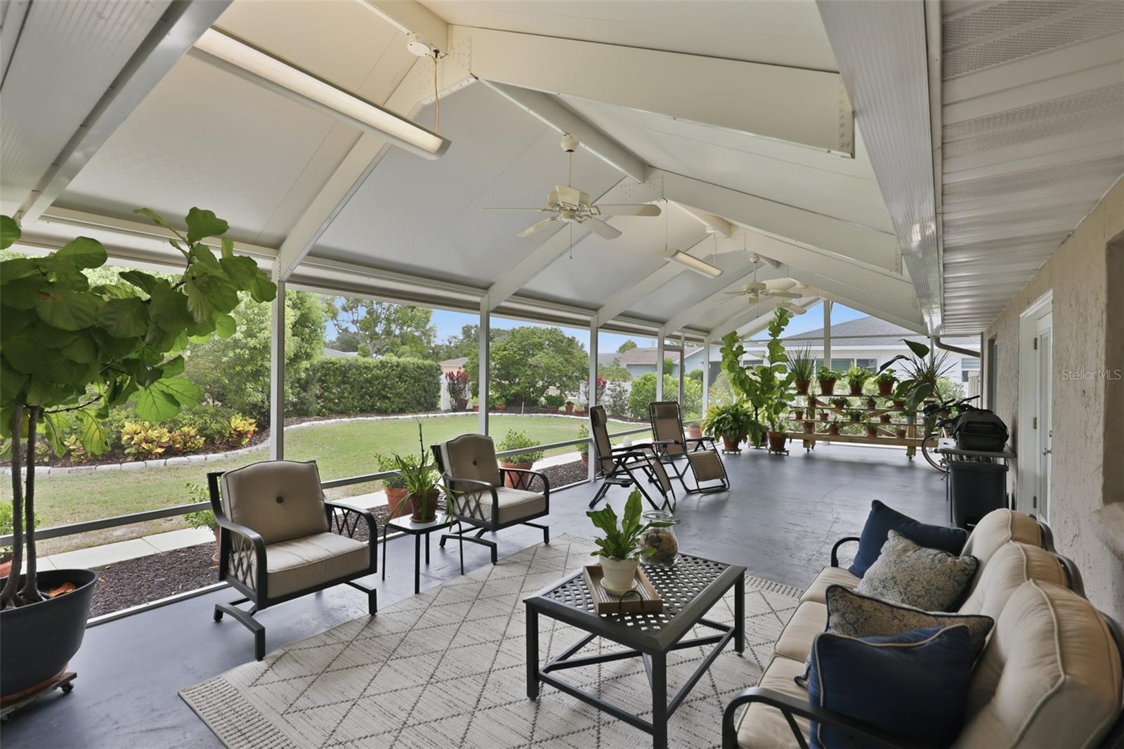 412 STONEHAM DR, SUN CITY CENTER, FL — photo 41