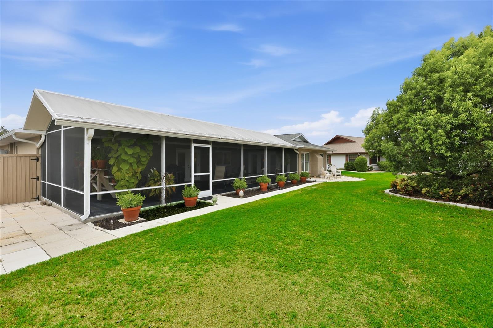 412 STONEHAM DR, SUN CITY CENTER, FL — photo 43