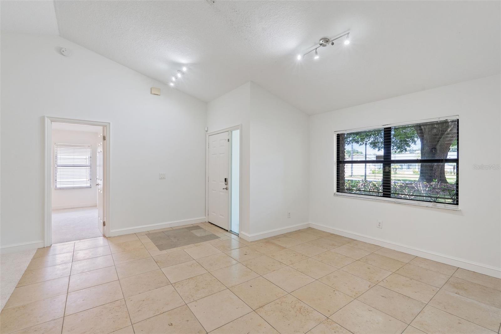 9433 PALM TREE DR, WINDERMERE, FL — photo 3
